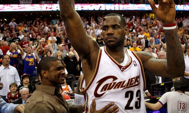 Lebron Usher Cavaliers.jpg